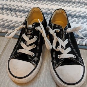 Toddler boys converse sneakers size 10